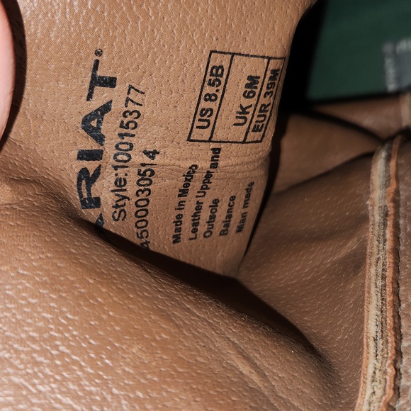 Womens Ariat boots - Picture 6 of 6